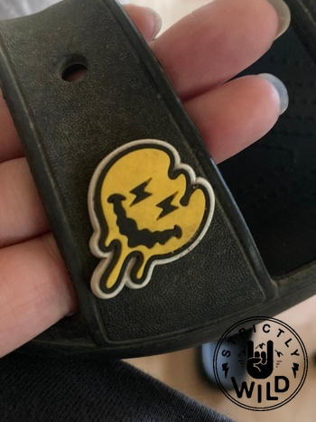 Strictly Wild Droopy Smiley Croc Charm Review