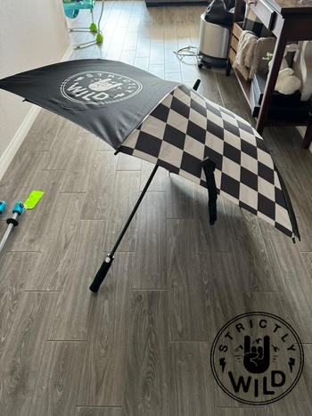 Strictly Wild Strictly Wild OG Umbrella (CANNOT SHIP WITH ANYTHING BUT CROC CHARMS & STICKERS!!!) Review