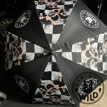 Strictly Wild Leopard Checker Umbrella (CANNOT SHIP WITH ANYTHING BUT CROC CHARMS & STICKERS!!!) Review