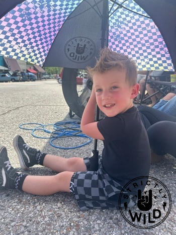 Strictly Wild Rainbow Checker Umbrella (CANNOT SHIP WITH ANYTHING BUT CROC CHARMS & STICKERS!!!) Review