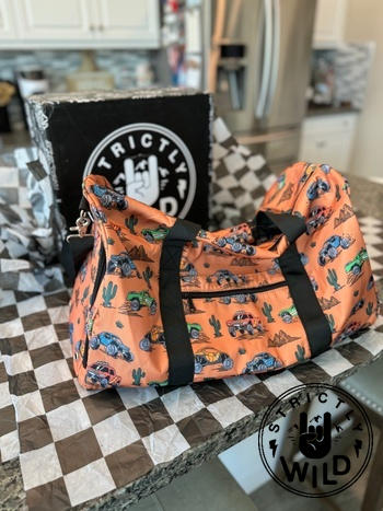 Strictly Wild Desert Vibes Duffel Bag Review