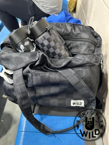 Strictly Wild Stealth Checker Beach Bag Review