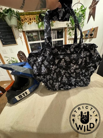 Strictly Wild Bikes N Bones Beach Bag Review