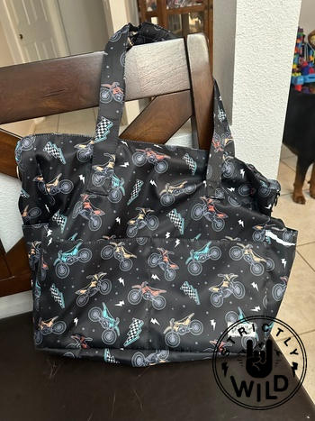 Strictly Wild Ride Like Lightning Beach Bag Review