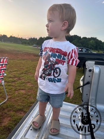 Strictly Wild Let Freedom Ring & Dirt Fling T-Shirt Review