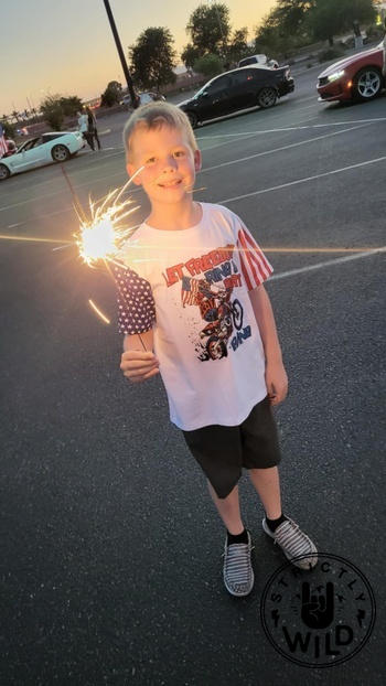 Strictly Wild Let Freedom Ring & Dirt Fling T-Shirt Review