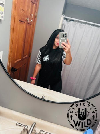 Strictly Wild One Hell Of A Moto Mom Drop Cut Shirt Review