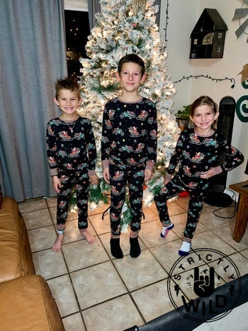 Strictly Wild Santas Speedy Sleigh Toddler & Youth Pajamas Review