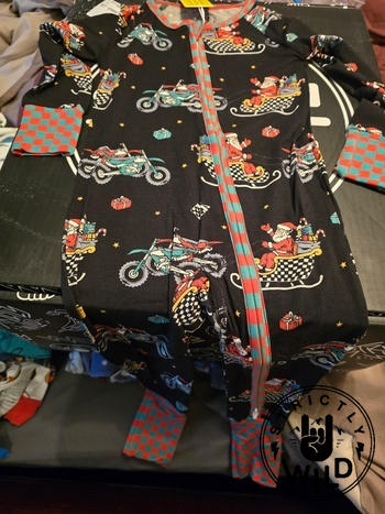 Strictly Wild Santas Speedy Sleigh Zip Up Pajamas Review