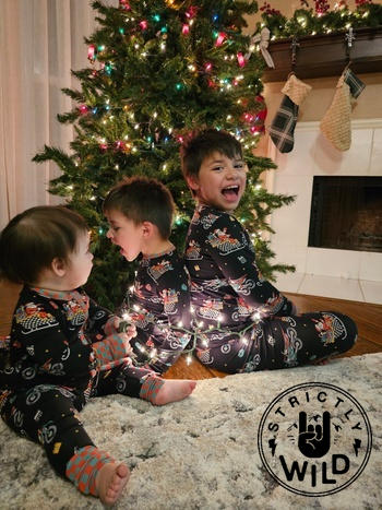 Strictly Wild Santas Speedy Sleigh Zip Up Pajamas Review
