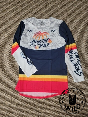 Strictly Wild Sunset Rider Jersey Review