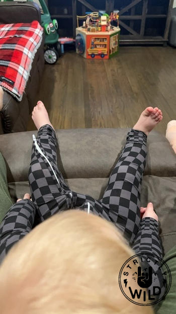 Strictly Wild Stealth Checker Zip Up Pajamas / PREORDER / Begin Shipping To You Nov 25 - 29 Review
