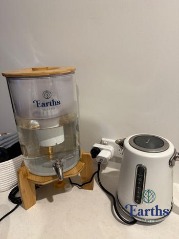 Earths Water 9L Glass Benchtop Alkaline Water Filter - White Bamboo Review