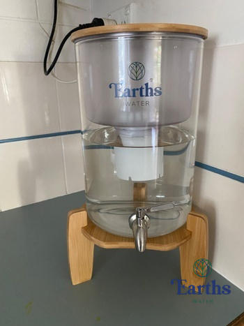 Earths Water 9L Glass Benchtop Alkaline Water Filter - White Bamboo Review
