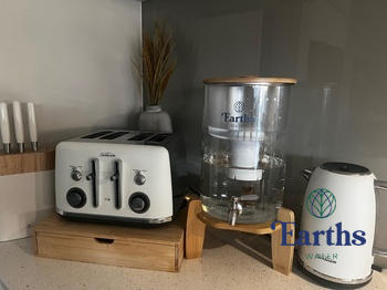Earths Water 9L Glass Benchtop Alkaline Water Filter - Eco Acacia [LIMITED EDITION] Review