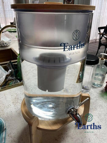 Earths Water 9L Glass Benchtop Alkaline Water Filter - White Bamboo Review