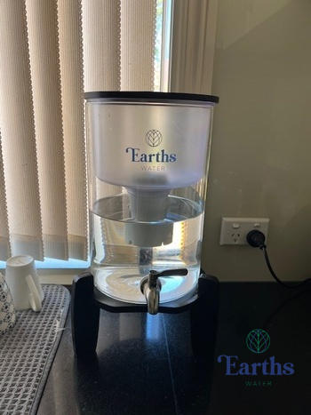 Earths Water 9L Glass Benchtop Alkaline Water Filter - White Bamboo Review