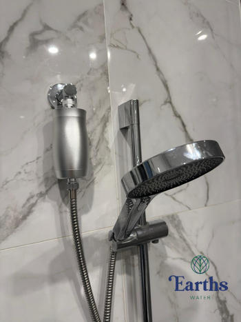 Earths Water Premium Shower Filter Water Purifier & Water Softener - Gold Review