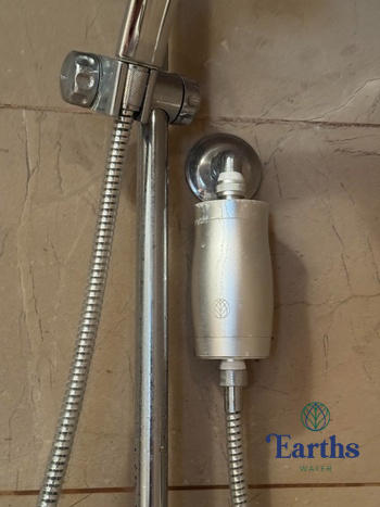 Earths Water Premium Shower Filter Water Purifier + 3 Replacement Filters [BUNDLE] Review