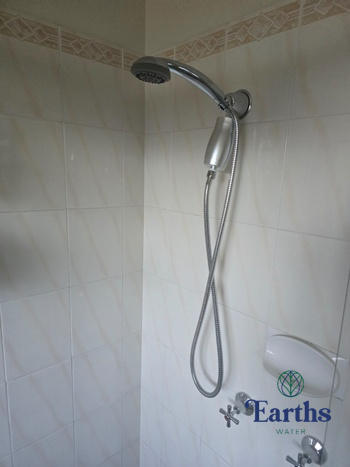 Earths Water Premium Shower Filter Water Purifier + 3 Replacement Filters [BUNDLE] Review