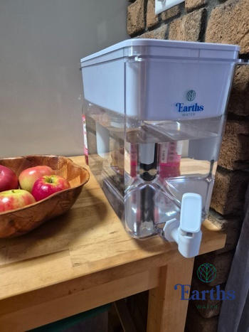 Earths Water 9L Eco Benchtop Alkaline Water Filter + 3 Replacement Filters [BUNDLE] Review
