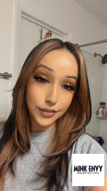 Mink Envy Lashes Minaj Review