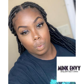 Mink Envy Lashes The MINI Wispy Book of Lashes 16-20mm Review