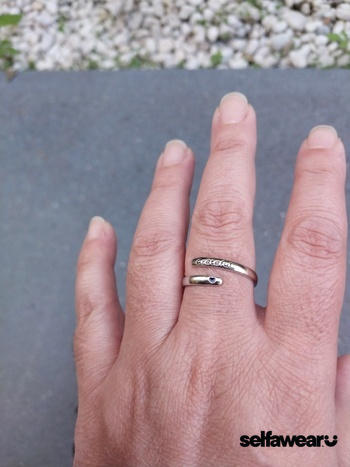 Selfawear Breathe Bar Necklace Review