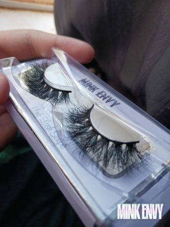 Mink Envy Lashes Bougie Review