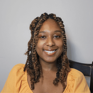 A Go Viral Essentials Customer