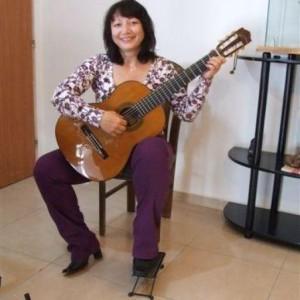 A Early Music Shop Customer
