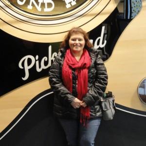 A Kings Loot  Customer