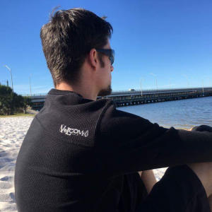 A Slick Vapes Customer