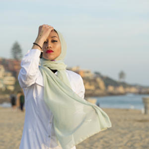A Haute Hijab Customer