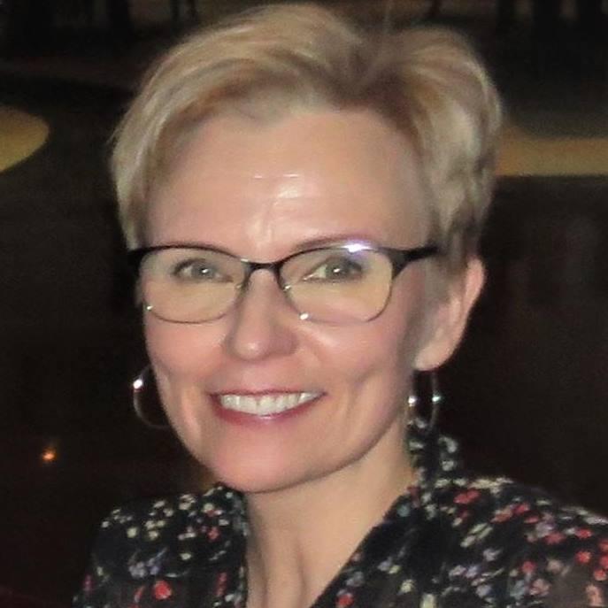 A Hiusextra Customer