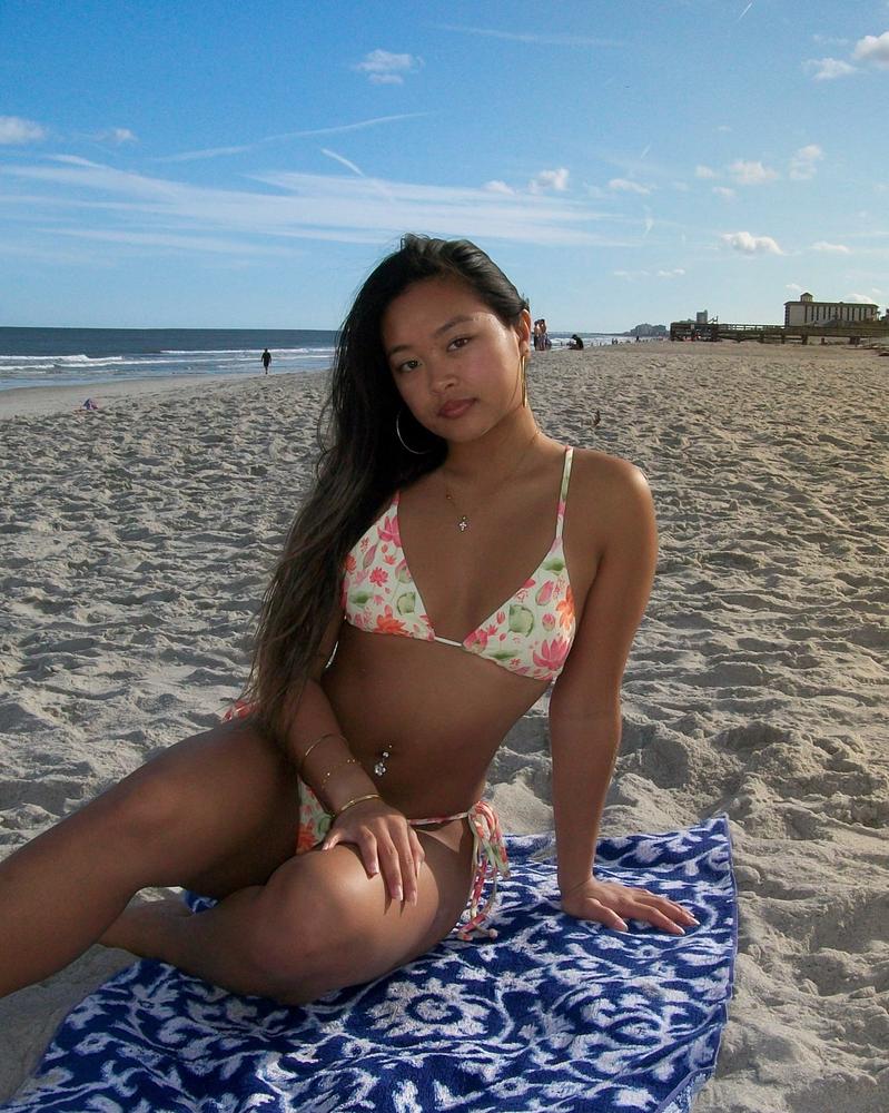 proof my little brother takes good photos of me :p
.
.
.
.
.
explore #explore #viral #viralreels #florida #jacksonville #dayinthelife