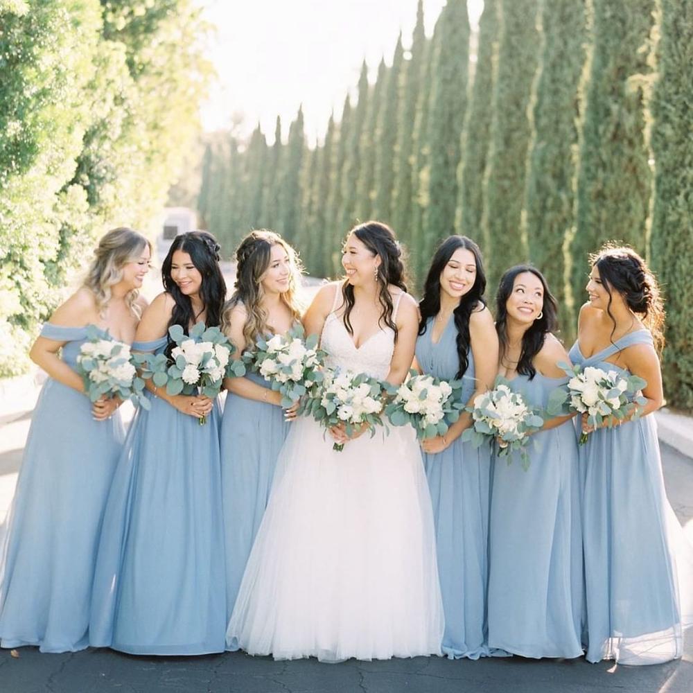 mismatched blue bridesmaid dresses