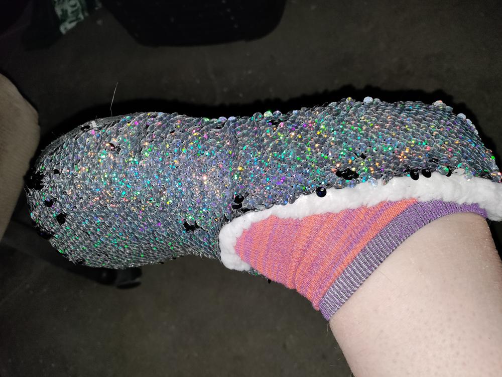 Holo Slippers - M/L - Customer Photo From Angela