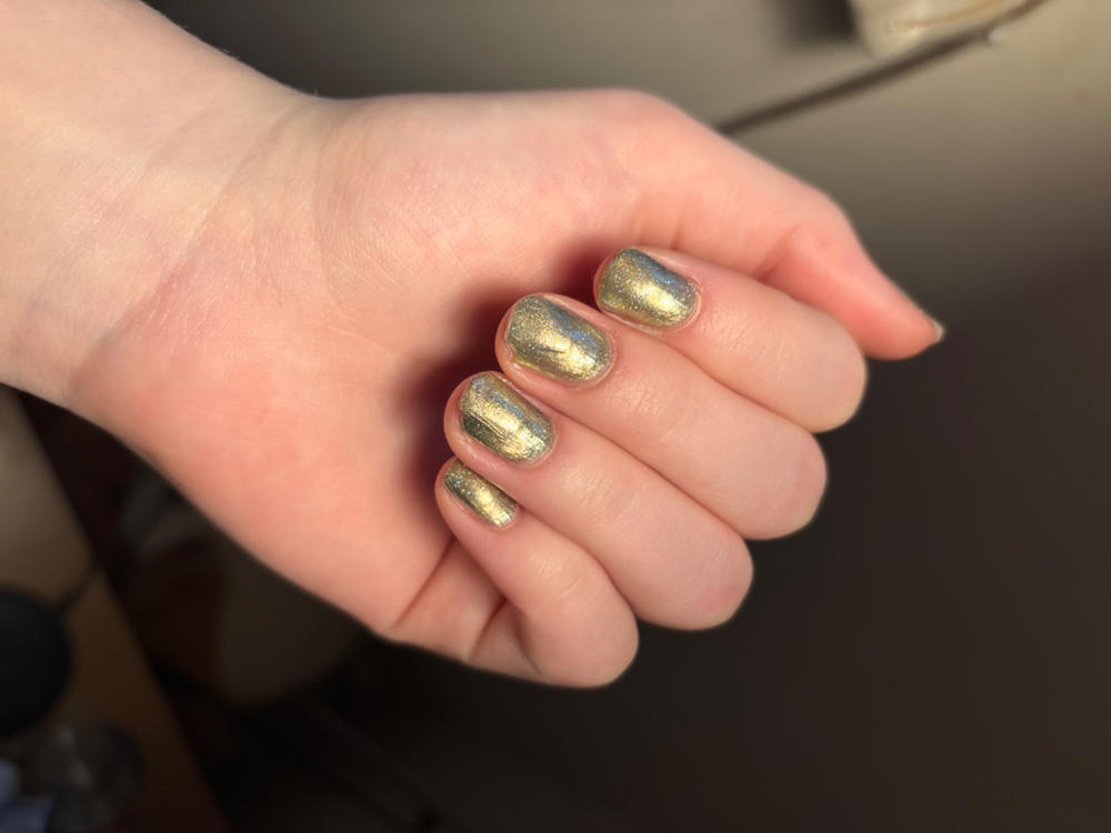 Menchie Cat Eye - Customer Photo From Lesley-Anne V.