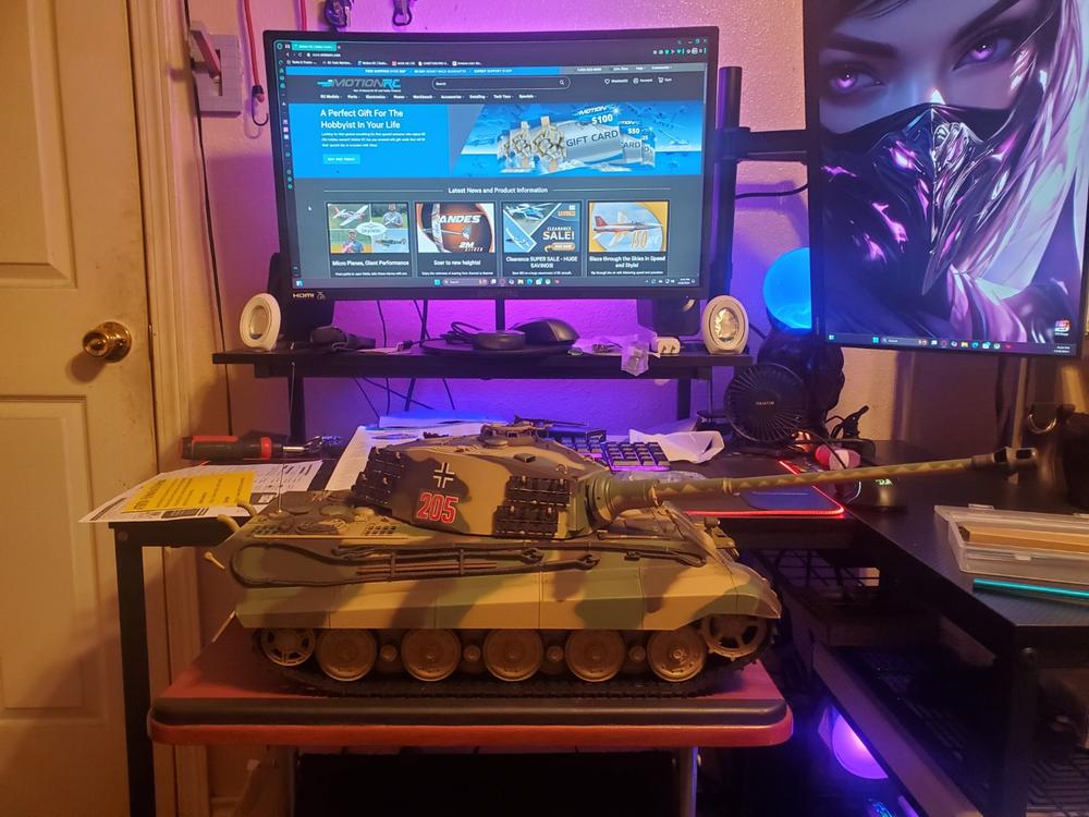 Heng Long German King Tiger Henschel Upgrade Edition 1/16 Scale Heavy Tank - RTR - Customer Photo From Keith Tankink