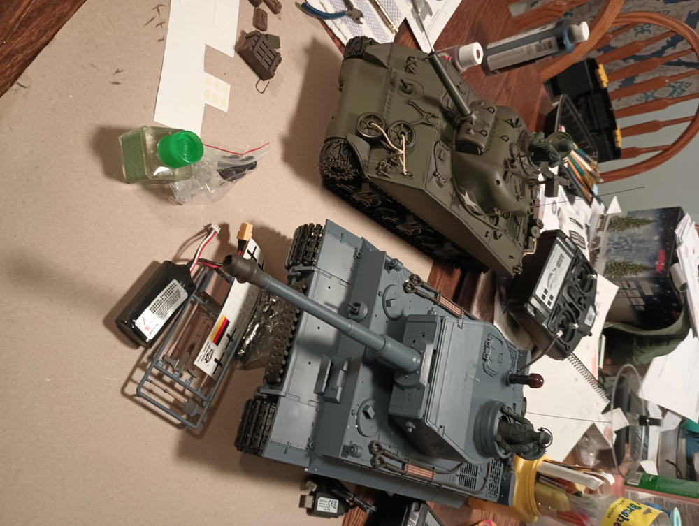 Heng Long German Tiger 1 Upgrade Edition 1/16 Scale Heavy Tank - RTR - Customer Photo From Rich Vanbreemen