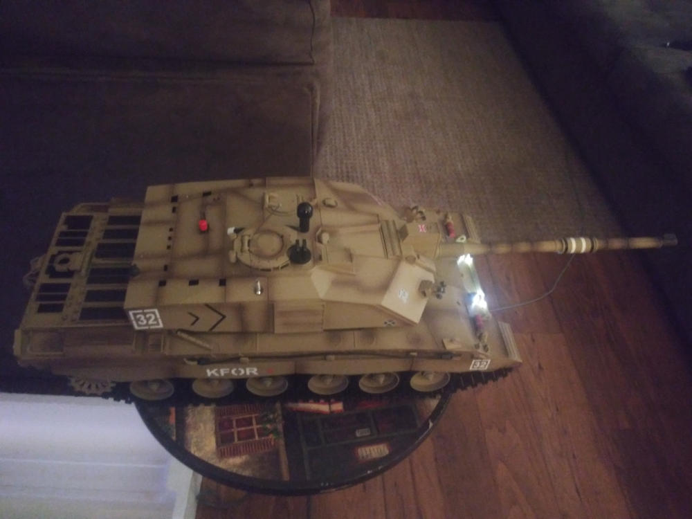 Heng Long UK Challenger II Upgrade Edition 1/16 Scale Battle Tank - RTR - Customer Photo From Leon Kannedy