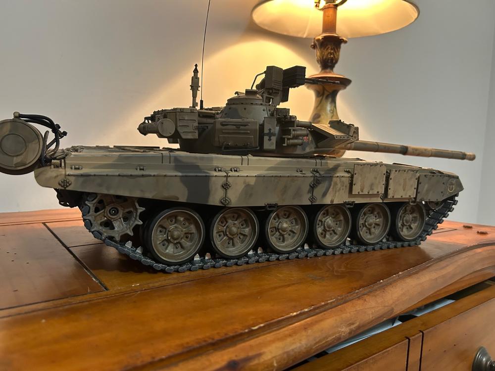 Heng Long Russian T-90 Professional Edition 1/16 Scale Battle Tank - RTR - Customer Photo From Mike Maynard