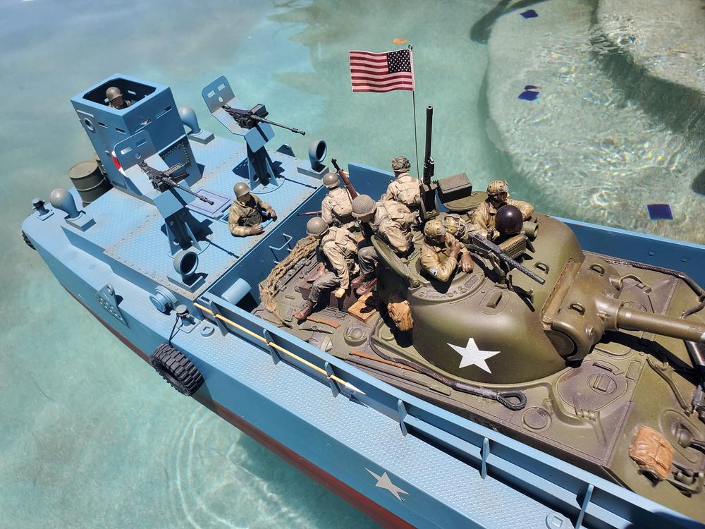 Bancroft LCM3 1/16 Scale 970mm (38") Landing Craft - RTR - Customer Photo From Brandon Moon