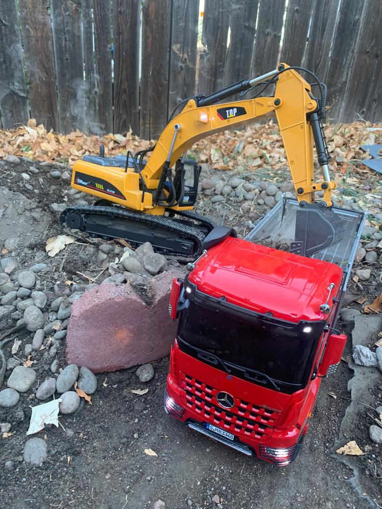 Tamiya Mercedes Benz Arocs 3348 6x4 Red 1/14 Scale Dump Truck - KIT - Customer Photo From Monty Baysinger