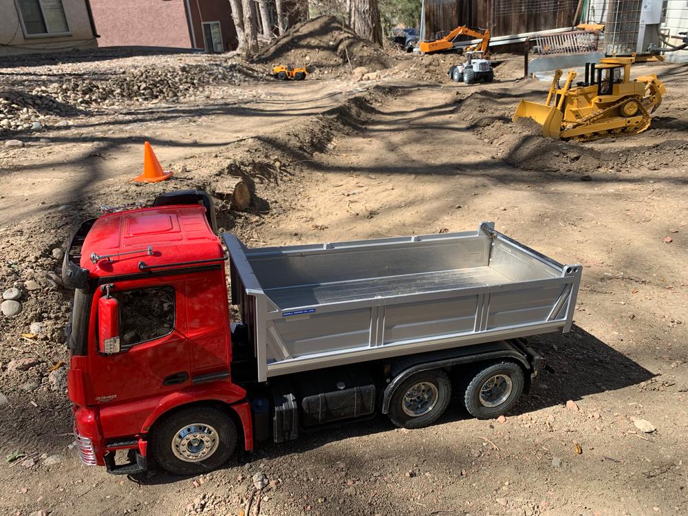 Tamiya Mercedes Benz Arocs 3348 6x4 Red 1/14 Scale Dump Truck - KIT - Customer Photo From Monty Baysinger