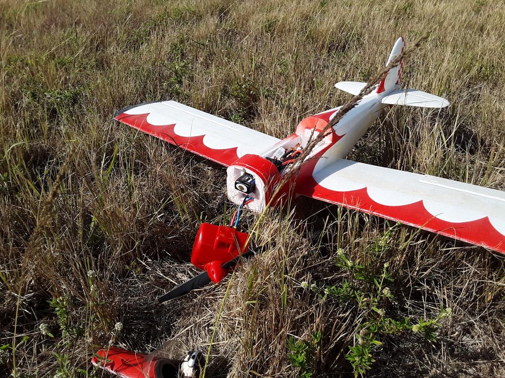 FREEWING Spacewalker 電動ラジコン飛行機 翼長1120mm FREEWING Spacewalker 電動ラジコン飛行機 翼長1120mm