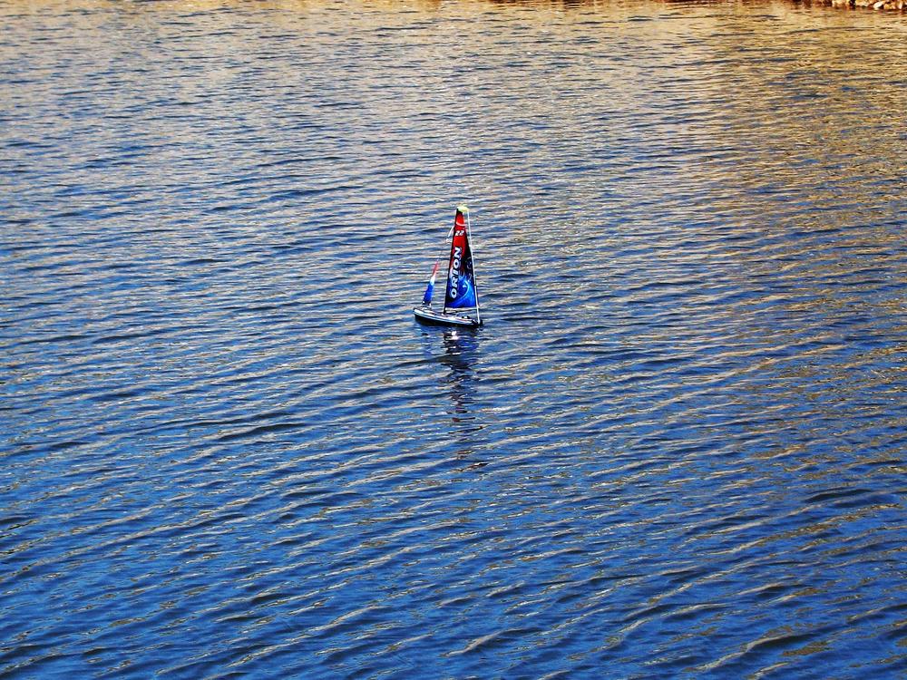 Bancroft Orion V2 465mm (18.3") Sailboat - RTR - Customer Photo From I74