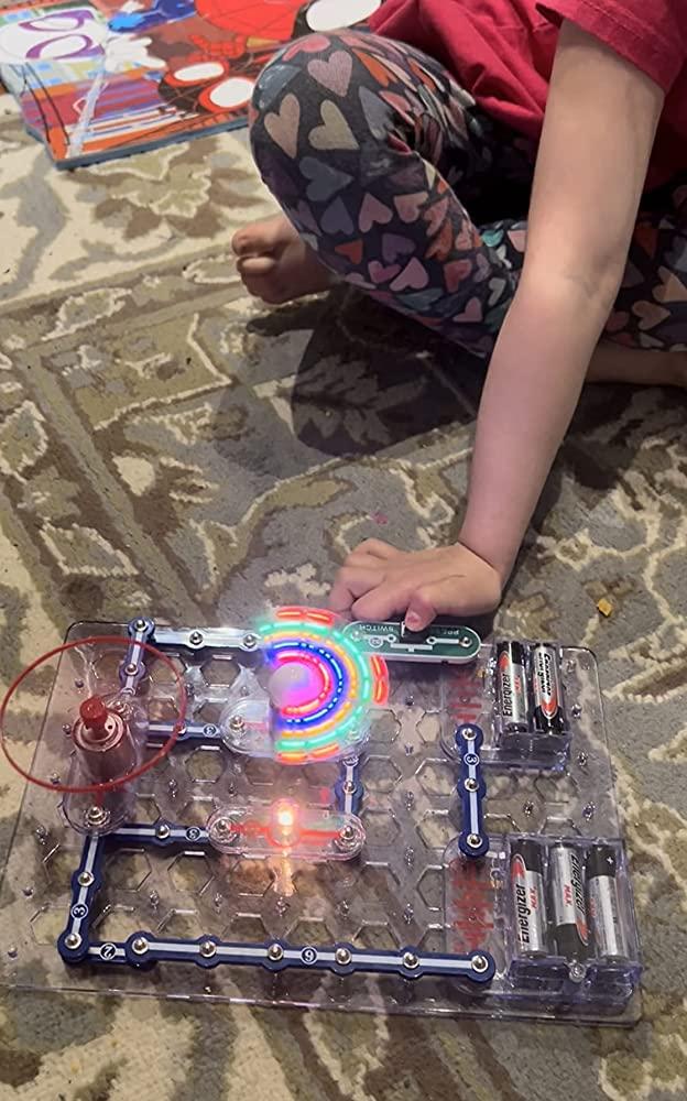 Snap Circuits Jr. 100 Experiments - Customer Photo From Heather BarrierHeather Barrier