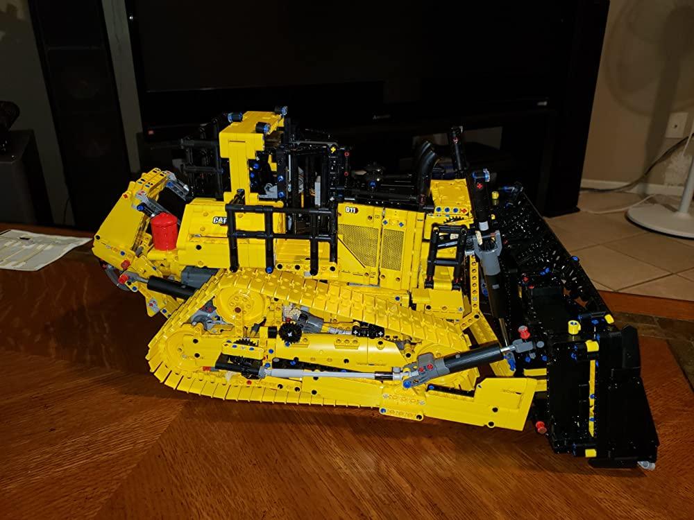 LEGO Technic App-Controlled Cat® D11 Bulldozer - Customer Photo From Grandpa JerryGrandpa Jerry
